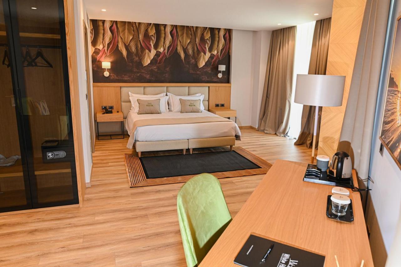 White Hill Hotel, Spa & Conferences Дуррес Экстерьер фото