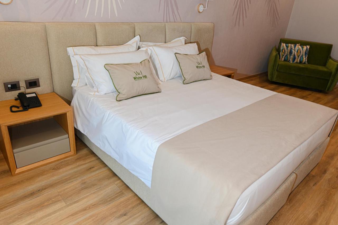 White Hill Hotel, Spa & Conferences Дуррес Экстерьер фото