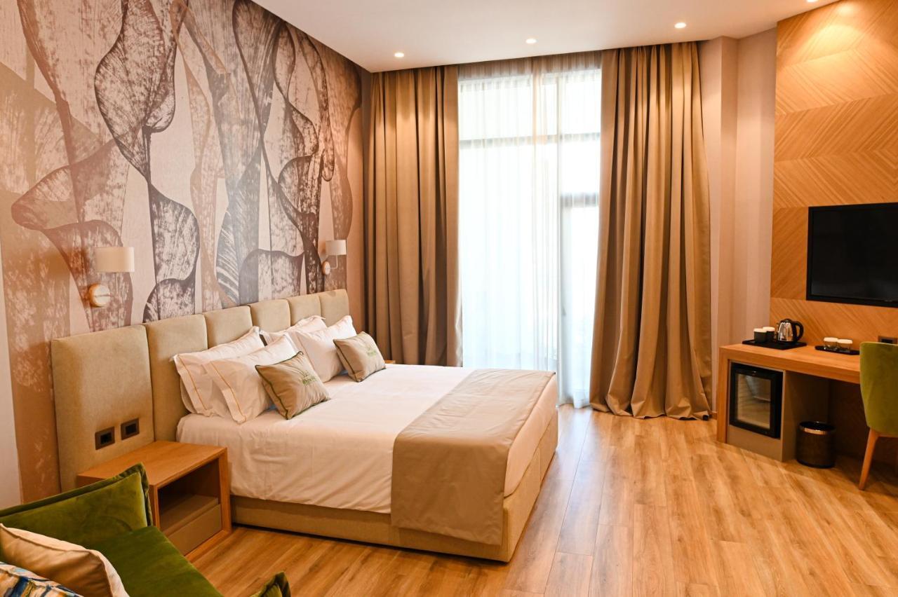 White Hill Hotel, Spa & Conferences Дуррес Экстерьер фото