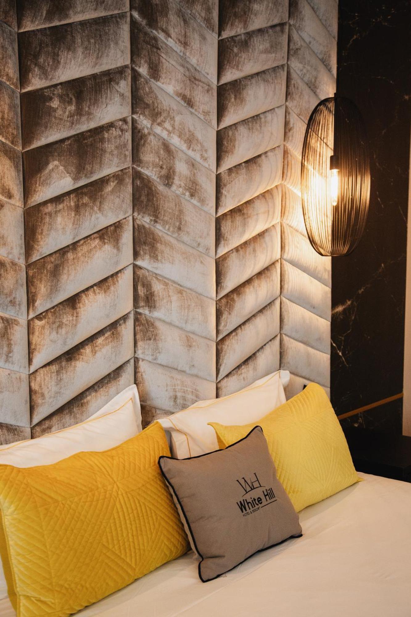 White Hill Hotel, Spa & Conferences Дуррес Экстерьер фото